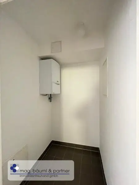 Wohnung mit Balkon und Wintergarten