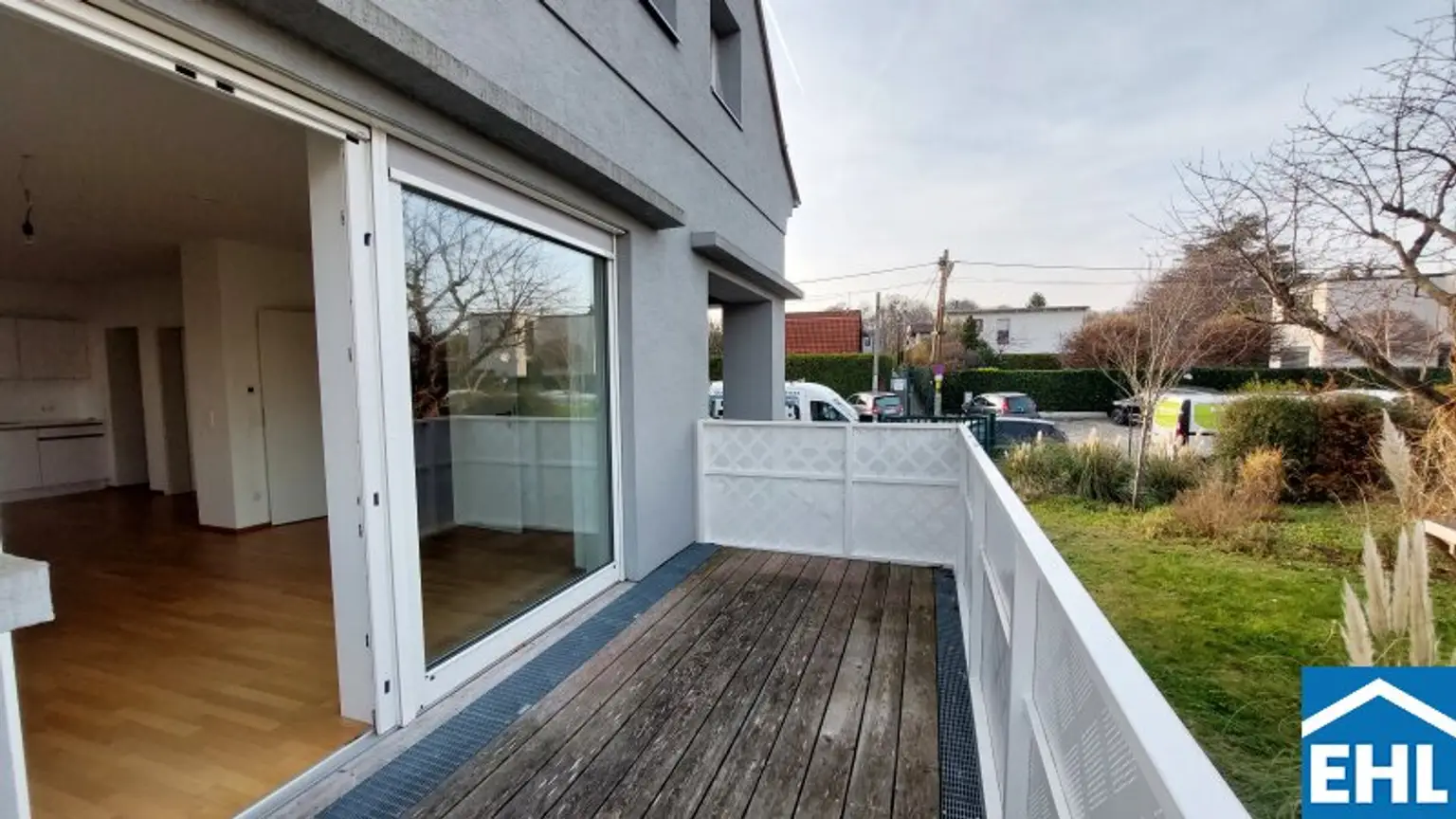 Familientraum - Doppelhaushälfte mit großem Garten am Rosenhügel!