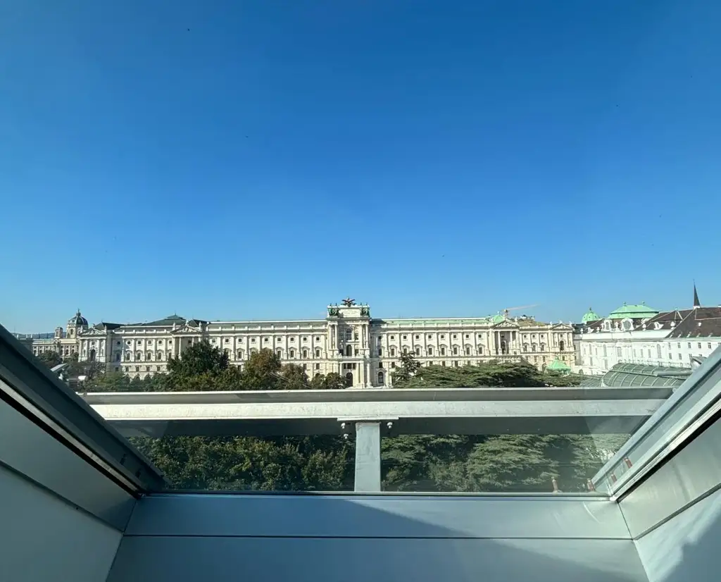 LUXUSWOHNUNG IM HERZEN VON WIEN – RUHIGE ELEGANZ IN ZENTRALER LAGE