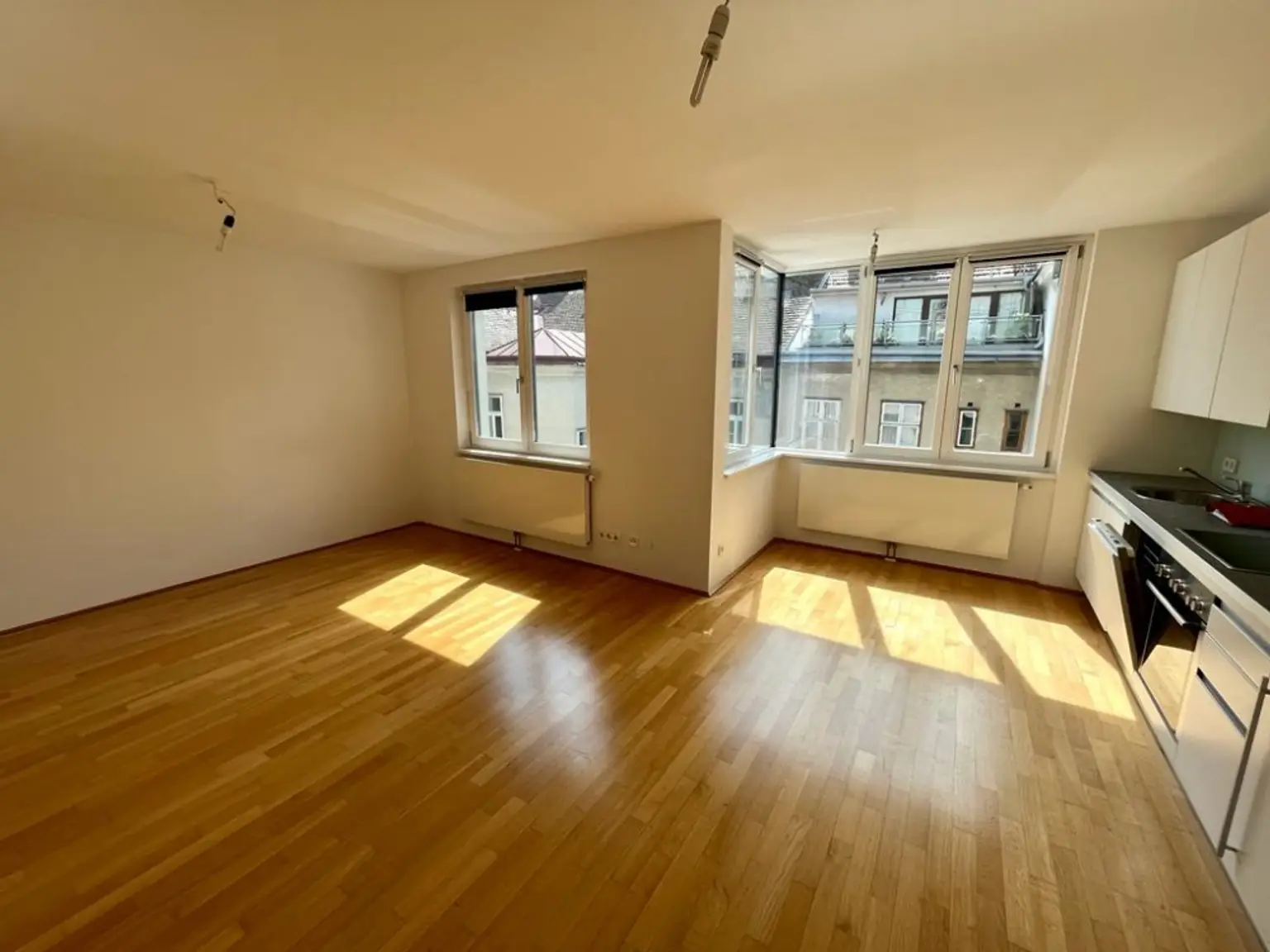 93c348c1-a15c-4115-b