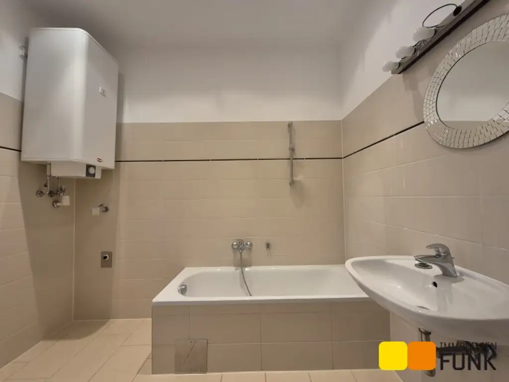 Helle 3 Zimmer, nahe U6 Niederhofstraße