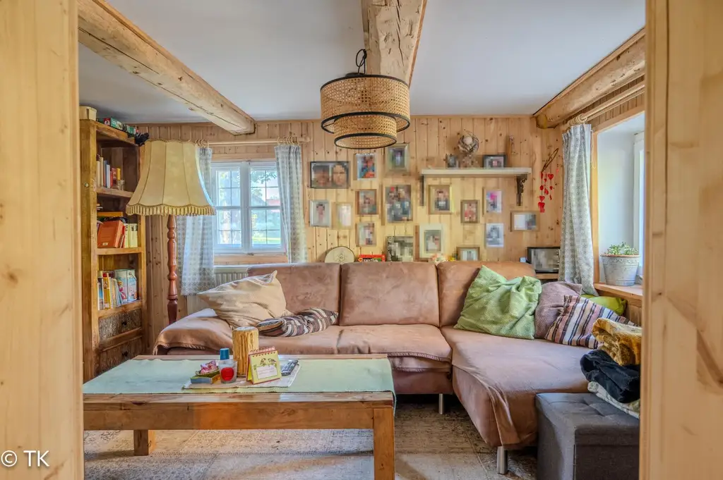 Saniertes Wohnhaus in guter Lage