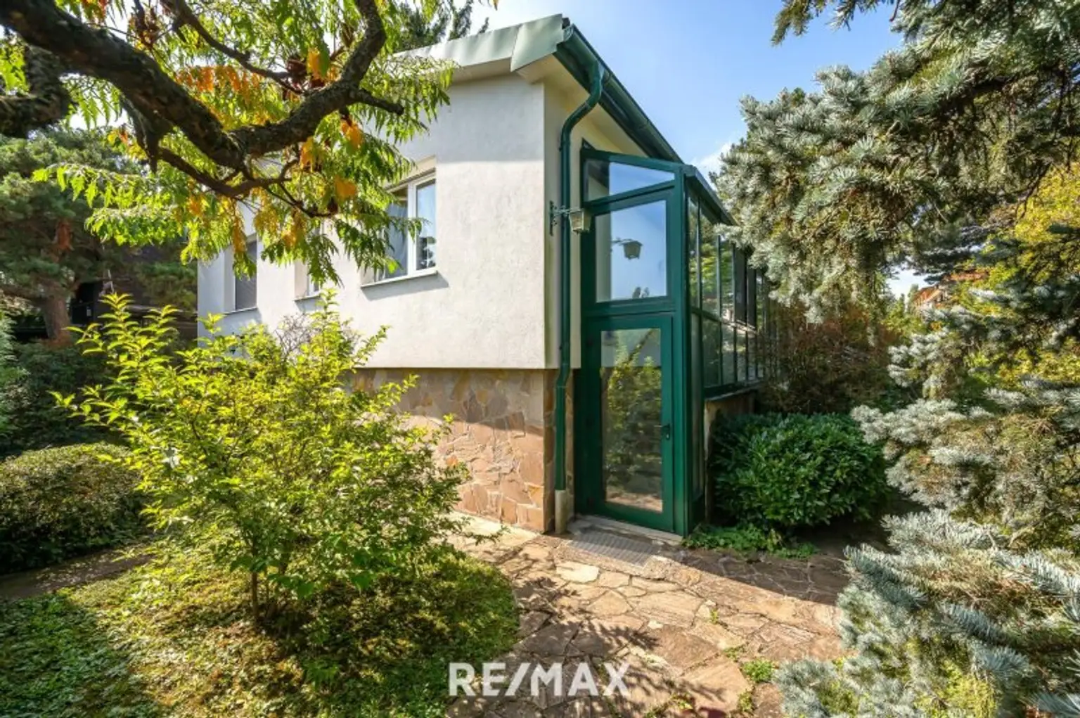 BAUTRÄGER AUFGEPASST: GRUNDSTÜCK FÜR 2 DOPPELHÄUSER | ODER 2 EINFAMILIENHÄUSER