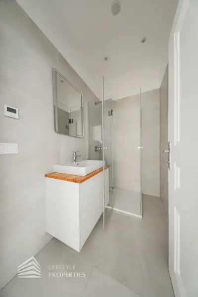 Schöner 3-Zimmer Erstbezug, Nähe Meiselmarkt