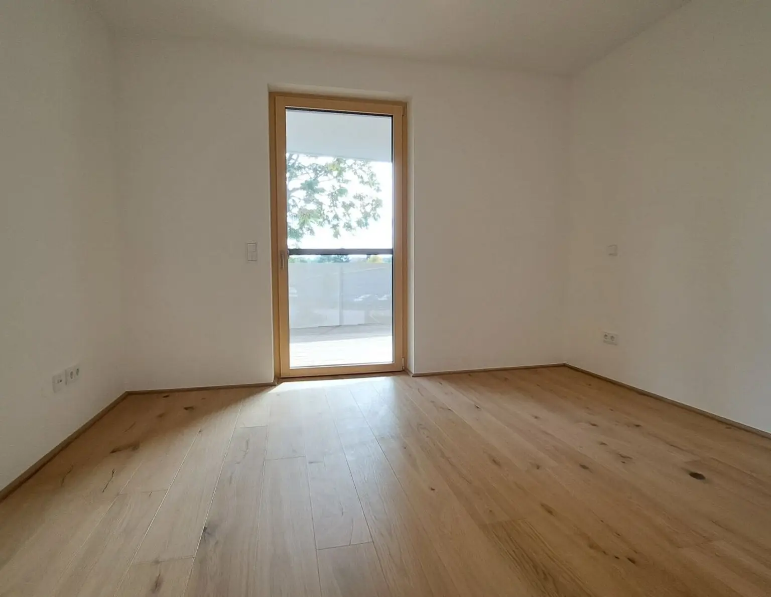 Sonnig Wohnen, Rosig Leben - Daheim in Neusiedl am See!