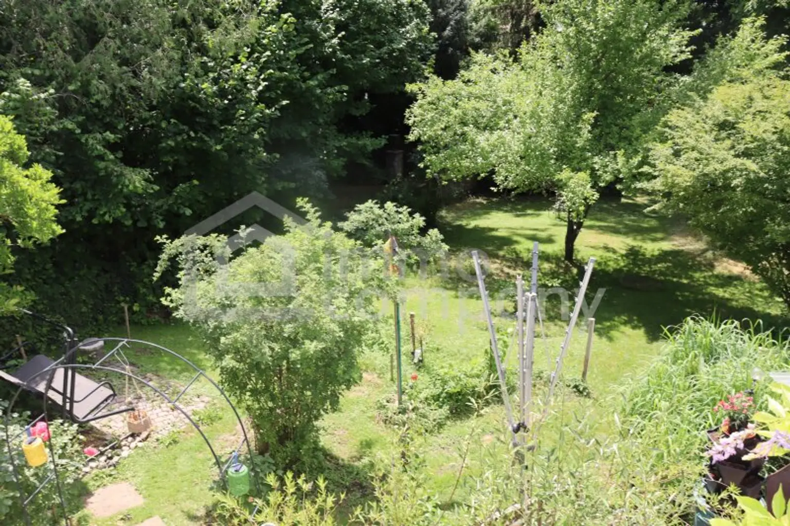 Take it change it or leave it - Einfamilienhaus mit großem Garten in der Alten Burgau !!!