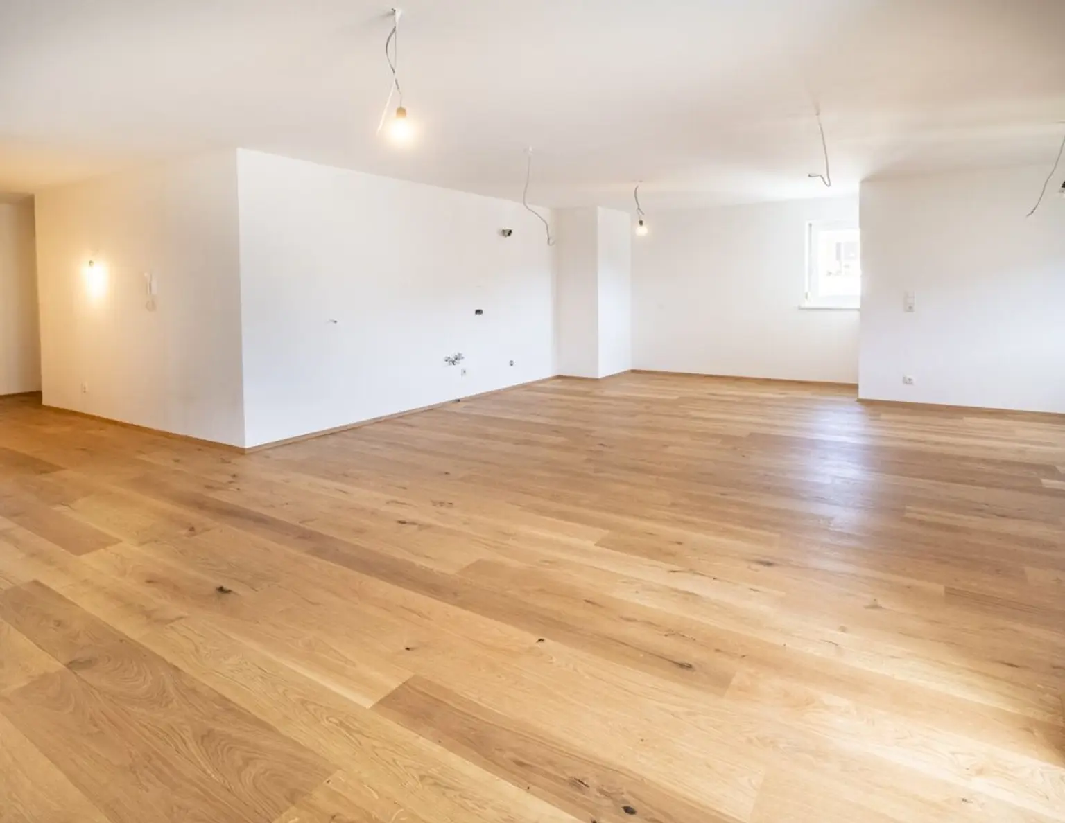 Stilvoll Wohnen mit Panoramablick - 100 m² hochwertig sanierte Wohnung in Jenbach