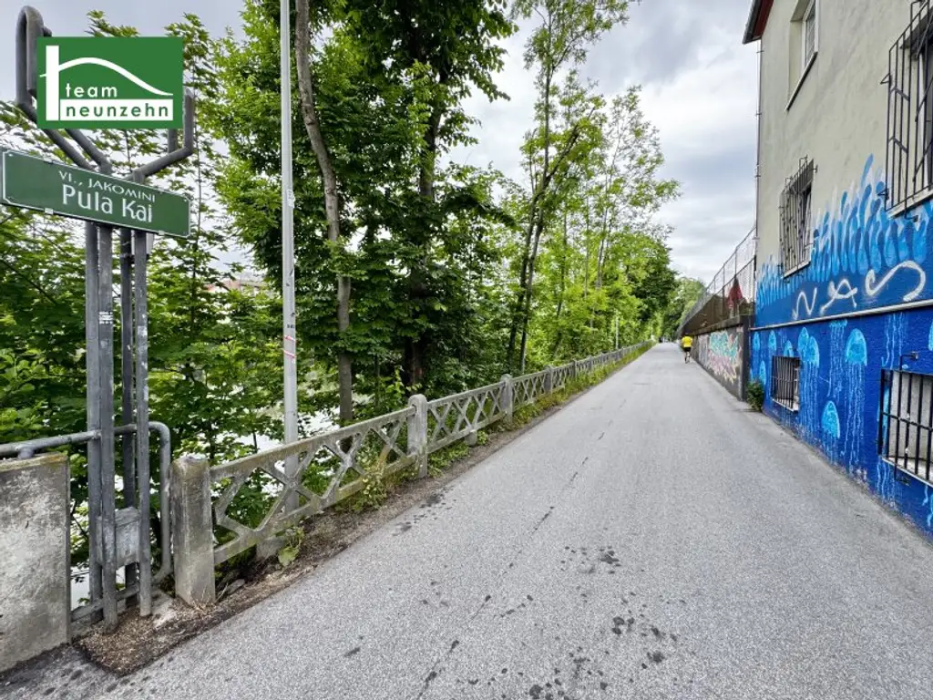 INVESTMENT-WOHNUNGSPAKET! ATTRAKTIVER PREIS! 8 WOHNUNGEN in gebrauchtem Neubauhaus! 4 Stellplätze inkludiert! - JETZT ZUSCHLAGEN