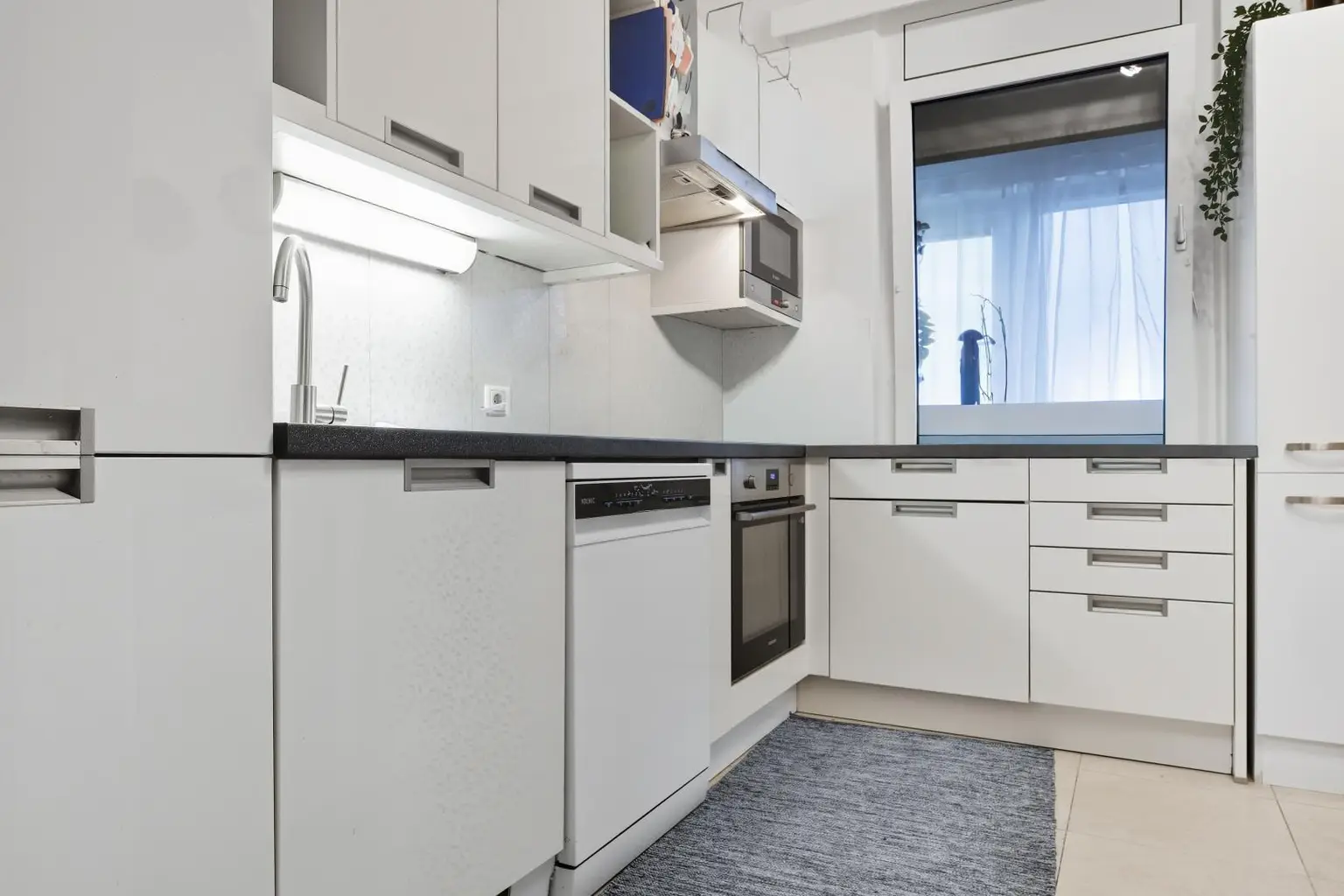 Stadt in der Stadt - Wohnung mit kurzen Wegen im Biesenfeld