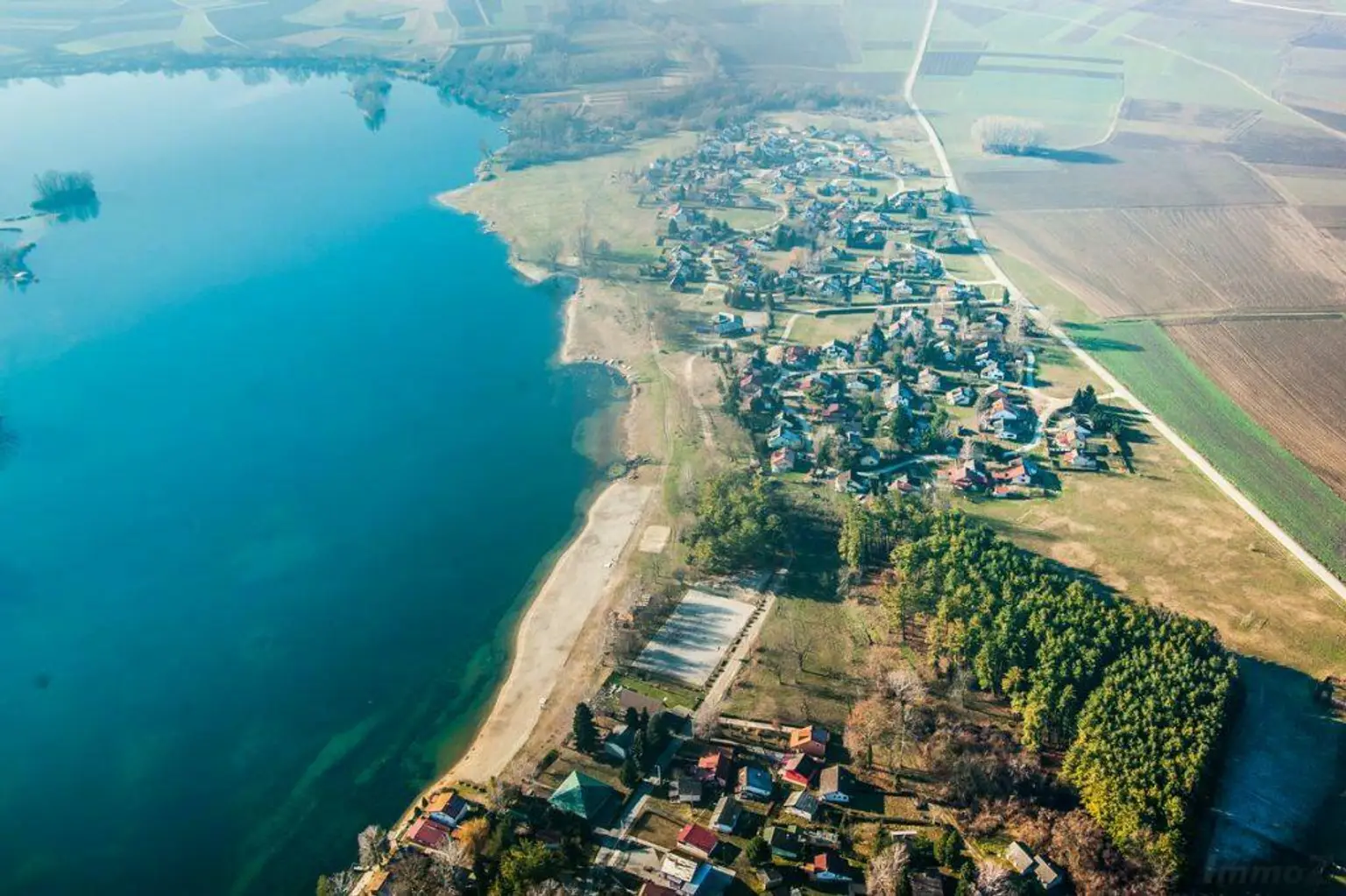 Zentral Kroatien: Charmantes kleines Haus am See