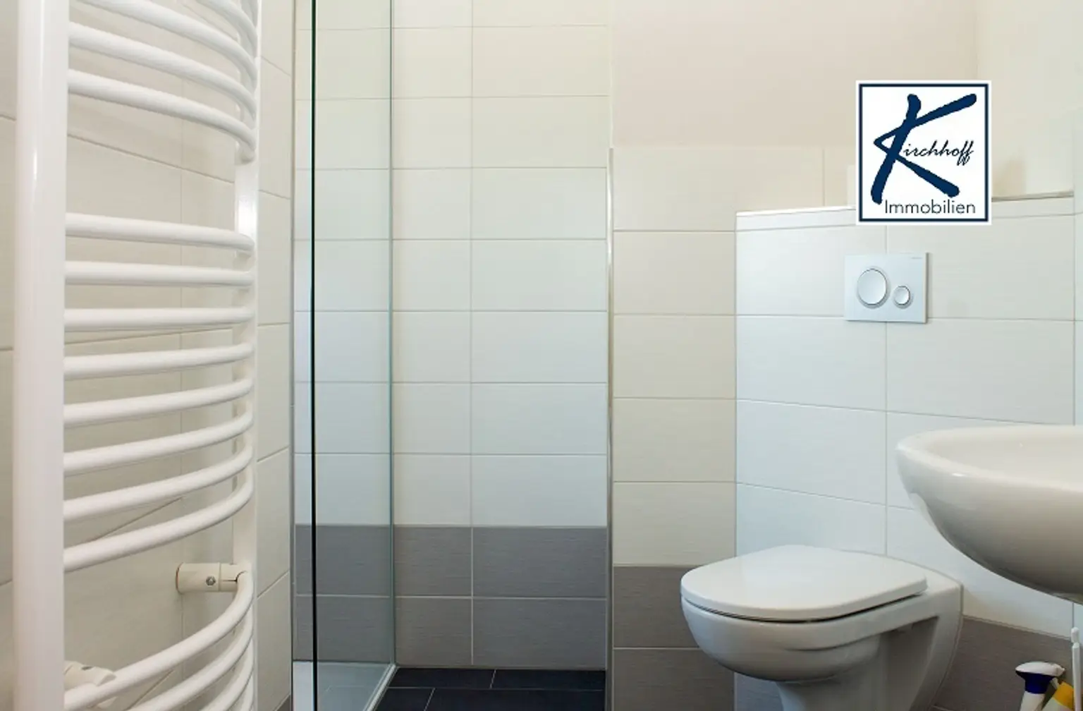 modernes Badezimmer
