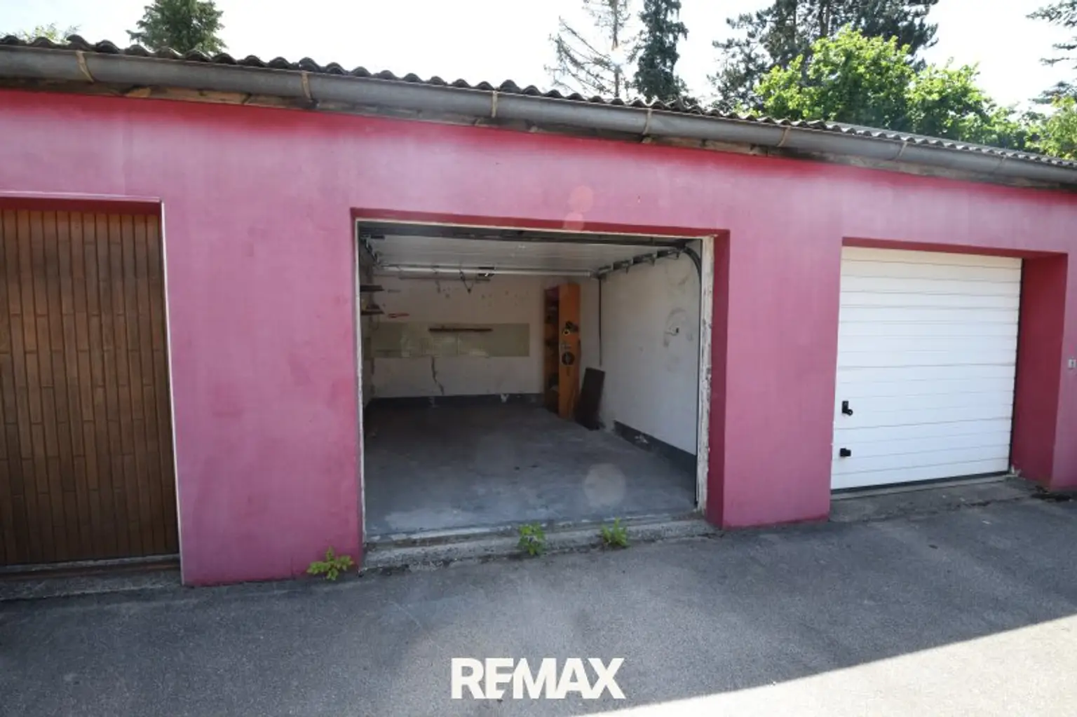 Außenansicht Garage