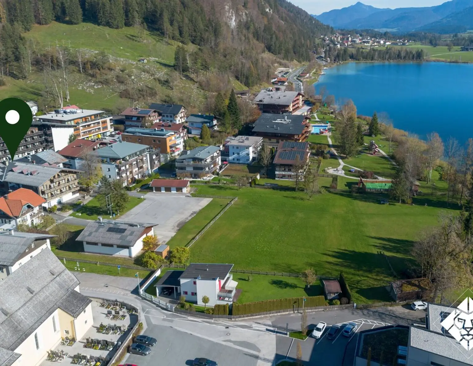 EXKLUSIVES SEEGRUNDSTÜCK FÜR TOURISTISCHE ENTWICKLUNG AM WALCHSEE TIROL