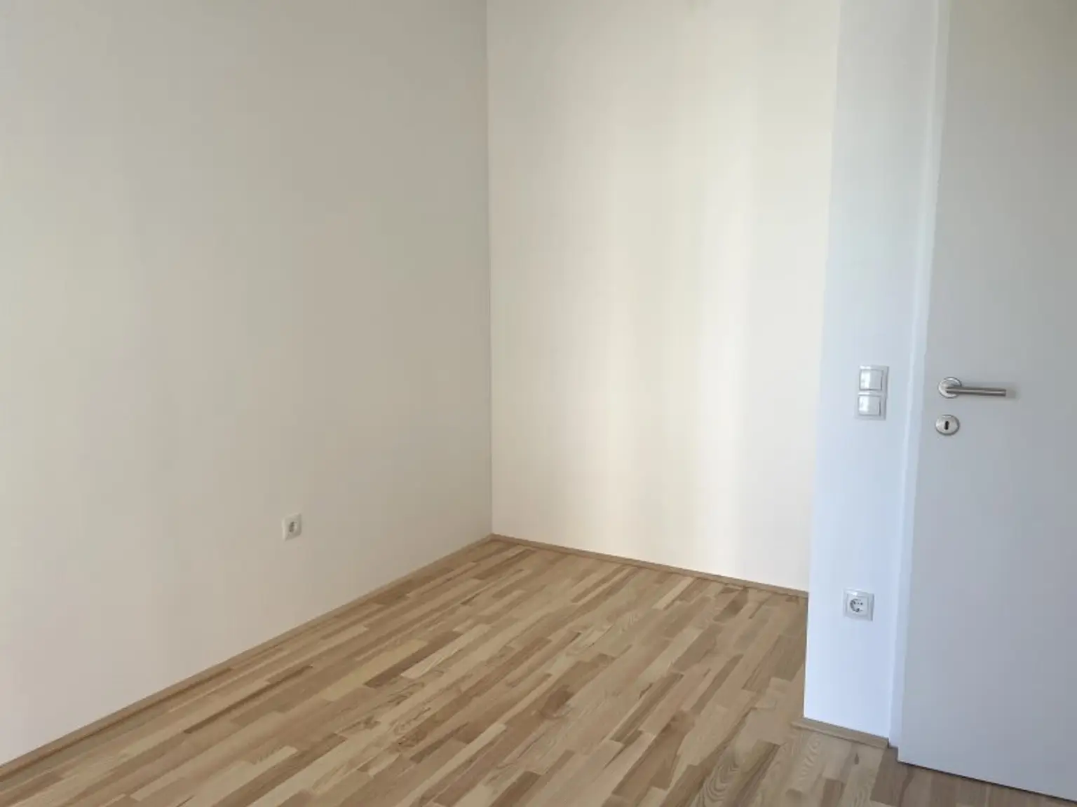 Tolle 3-Zimmer Wohnung mit zentraler Begehbarkeit in begehrter Lage - THEOS Willkommen im Park