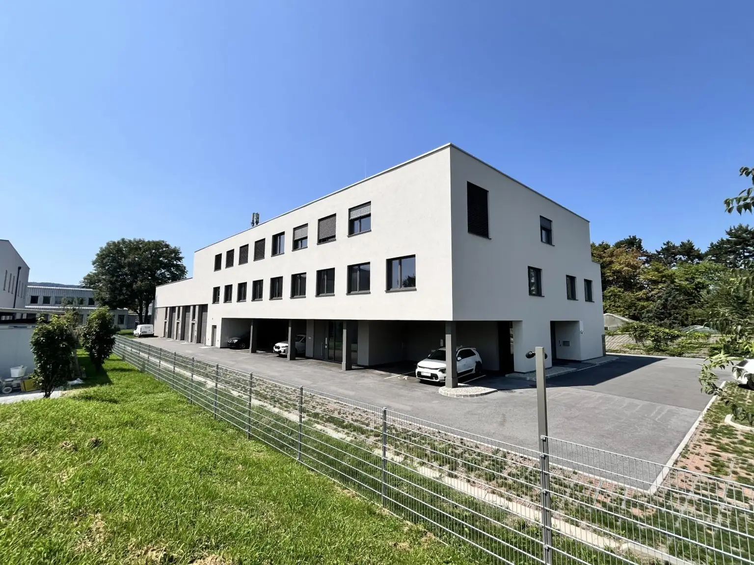 Modernes Bürogebäude