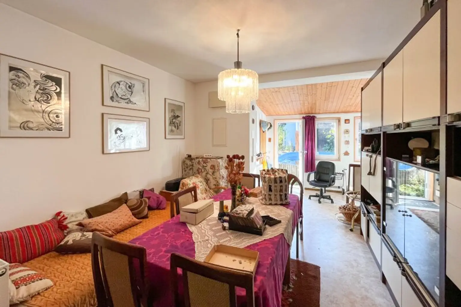 Entzückendes Wohnhaus mit vielseitigem Nebengebäude im nordöstlichen Weinviertel