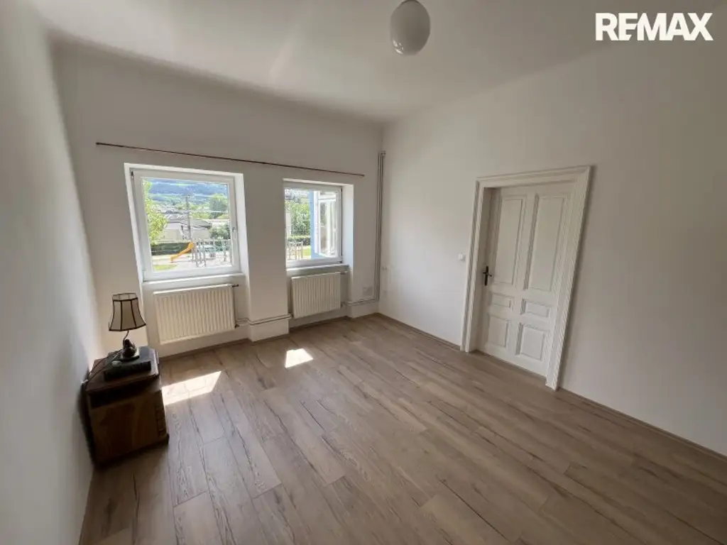 Schlossblick! Charmantes Einfamilienhaus in Gloggnitz am Silbersberg!!