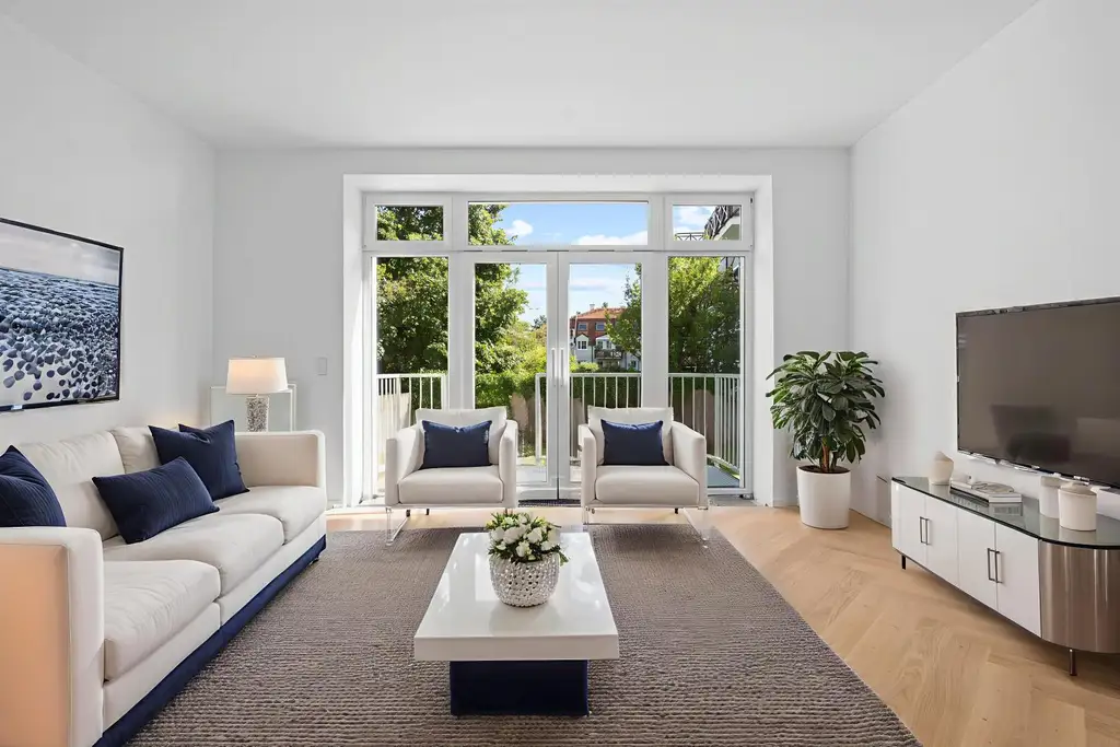 "Luxus trifft Lebensqualität (mit Garten und Terrasse)!"
