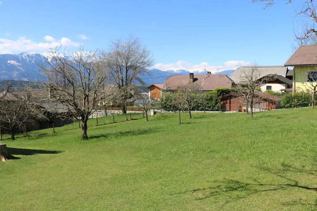 Idyllisches Baugrundstück in Obermillstatt – Wohnen, wo andere Urlaub machen