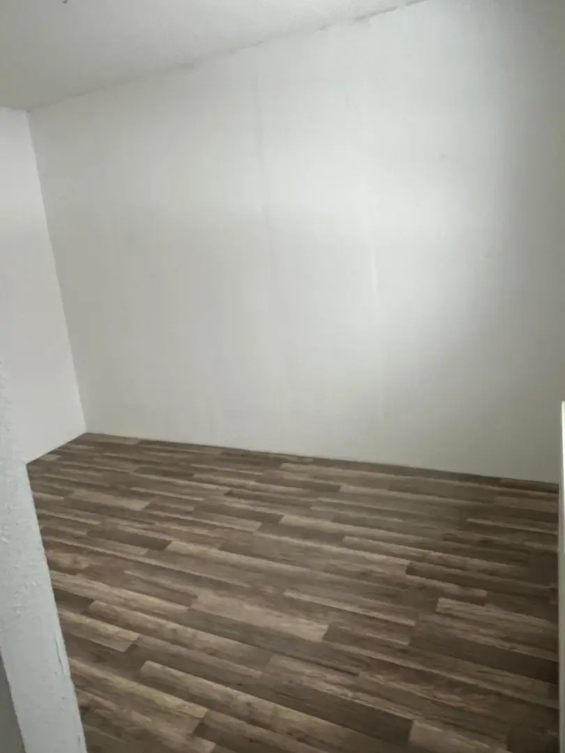 Schrankraum oder Kinderzimmer