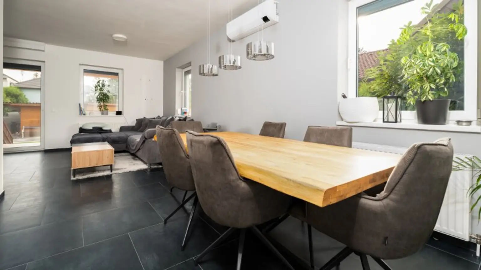 Neuwertiges Haus in Ruhelage! *Smarthome *Hochwertig ausgestattet *TOP Lage