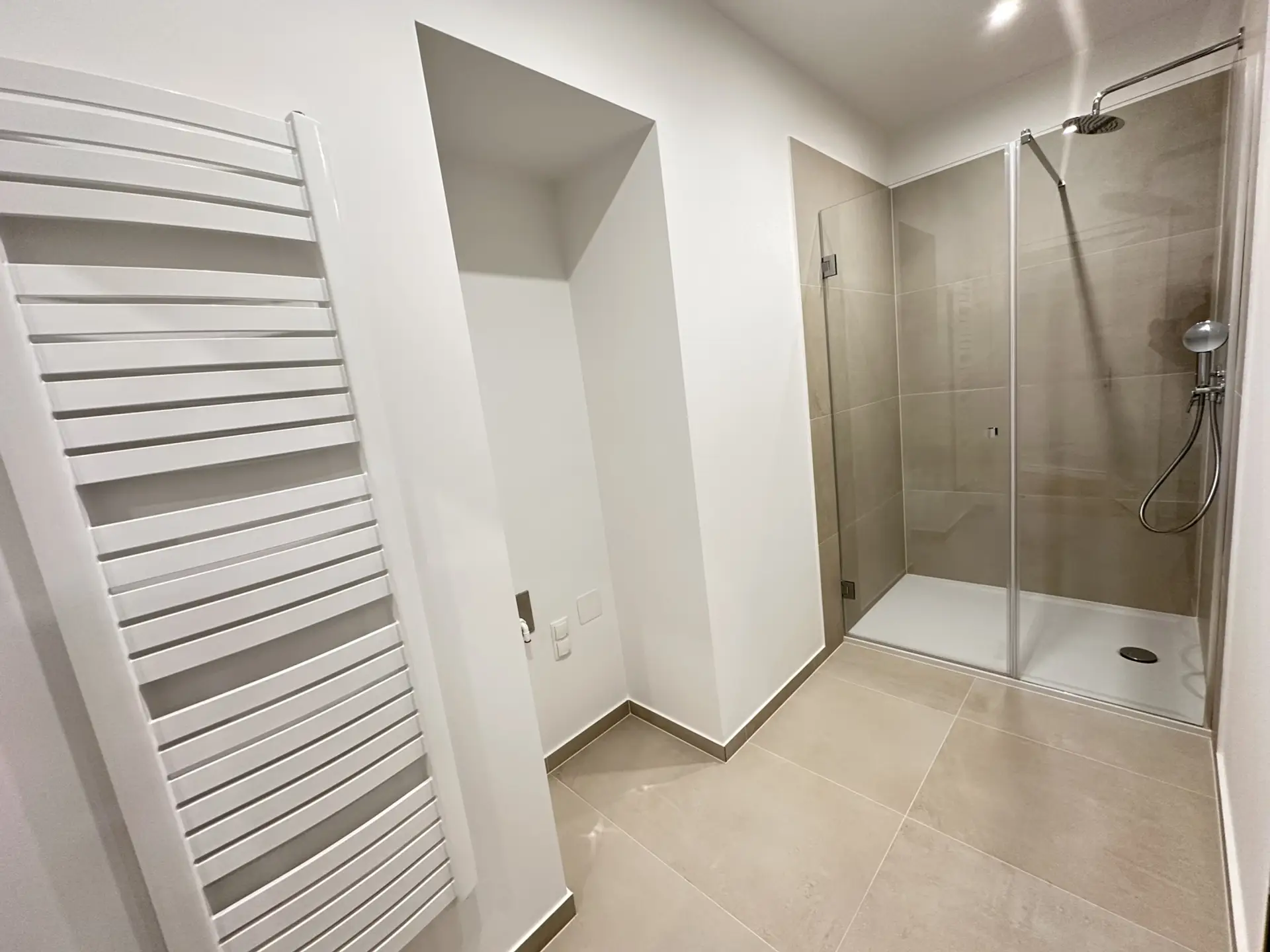 20250331_094246543_iOS