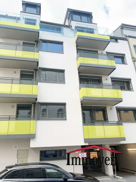 Wunderschöne, möblierte 2-Zimmerwohnung mit Balkon!