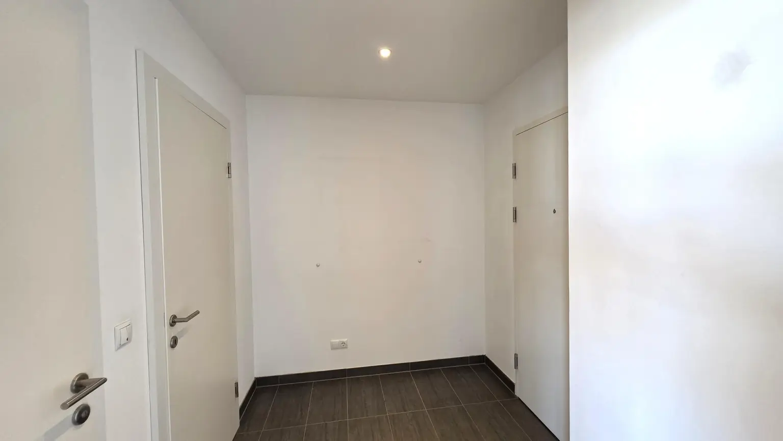 Maria Enzersdorf - Schlosspark!!! Stylische Neubauwohnung + MEGA Dachterrasse + Grün- und Weitblick!