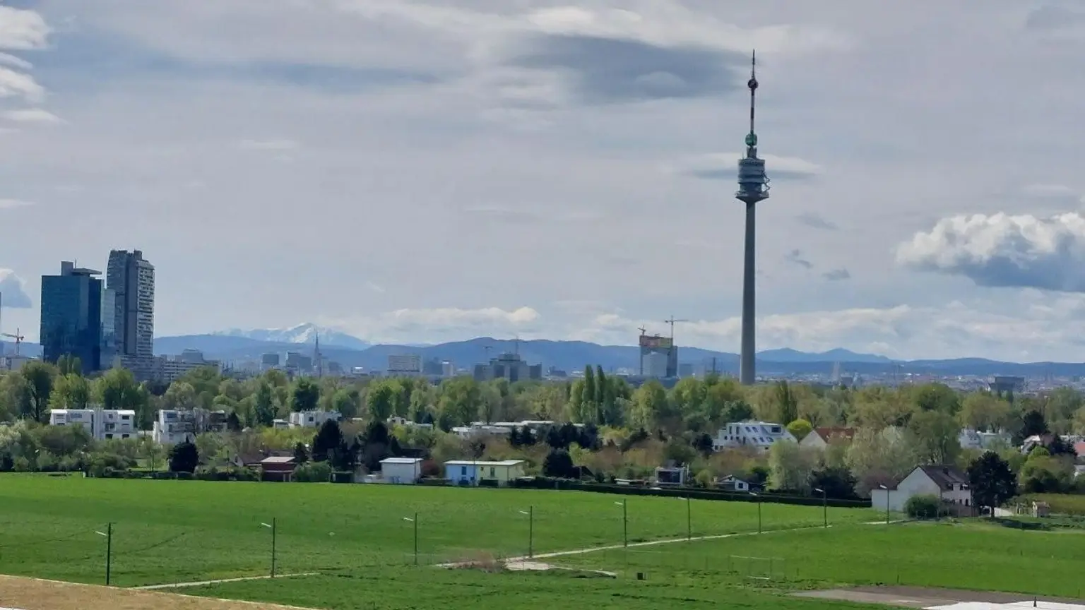 10 Schneebergblick Donaufeld 1220