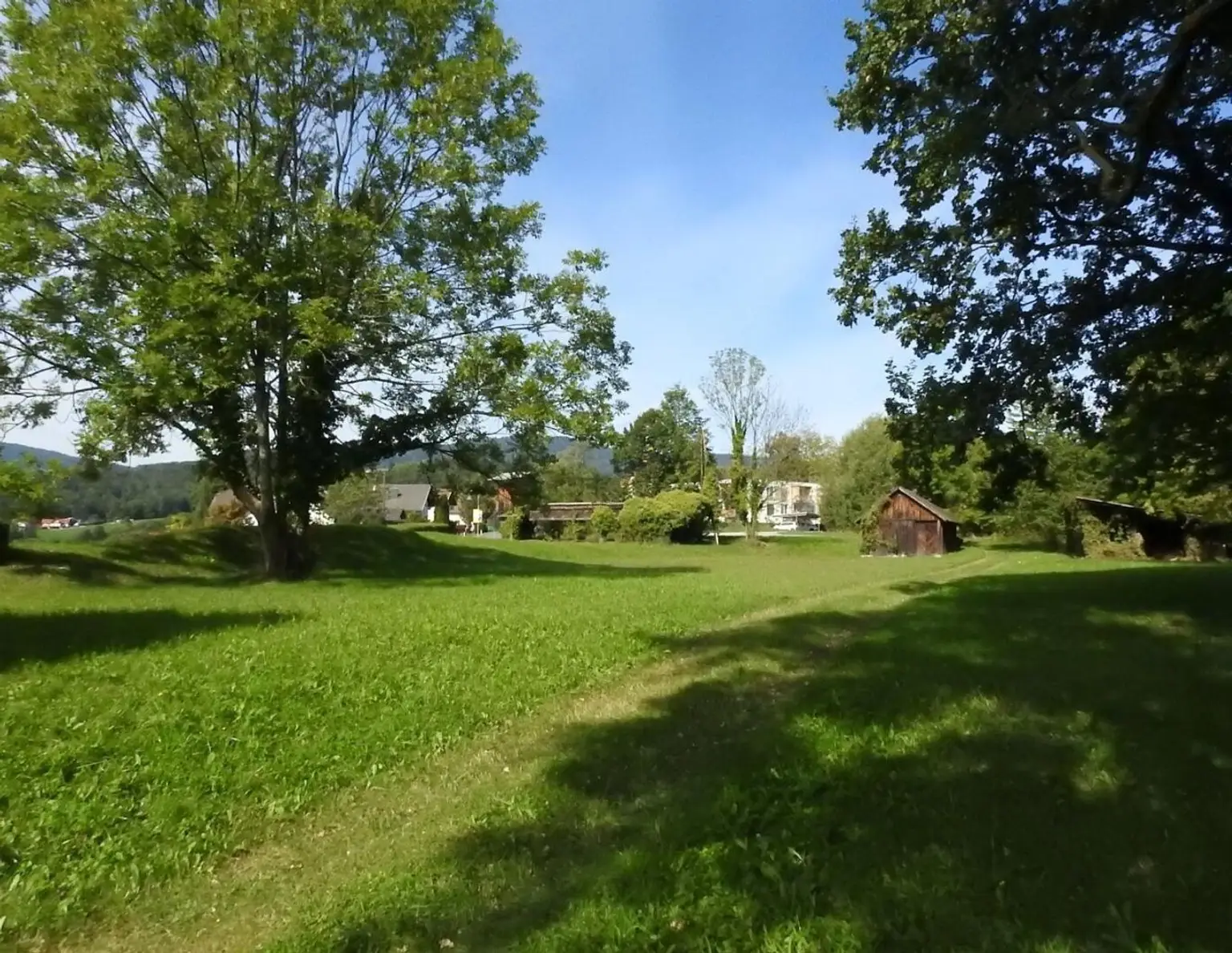 Baubewilligtes Projekt - Wohn- und Gewerbezentrum, Seniorenresidenz, Gesellschaftszentrum,...