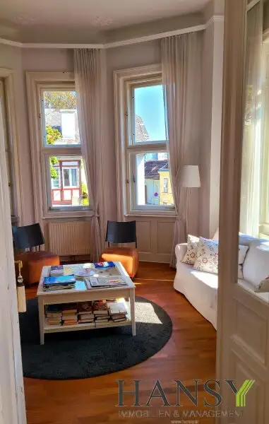 Elegante Villa in Best-Lage von Baden: Modernisiert, Garten & Terrasse