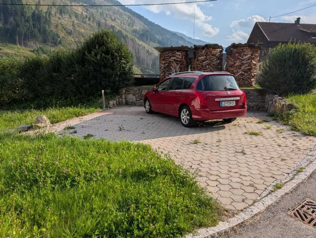 Saniertes Wohnhaus mit 2 Appartements nahe dem Mölltaler Gletscher