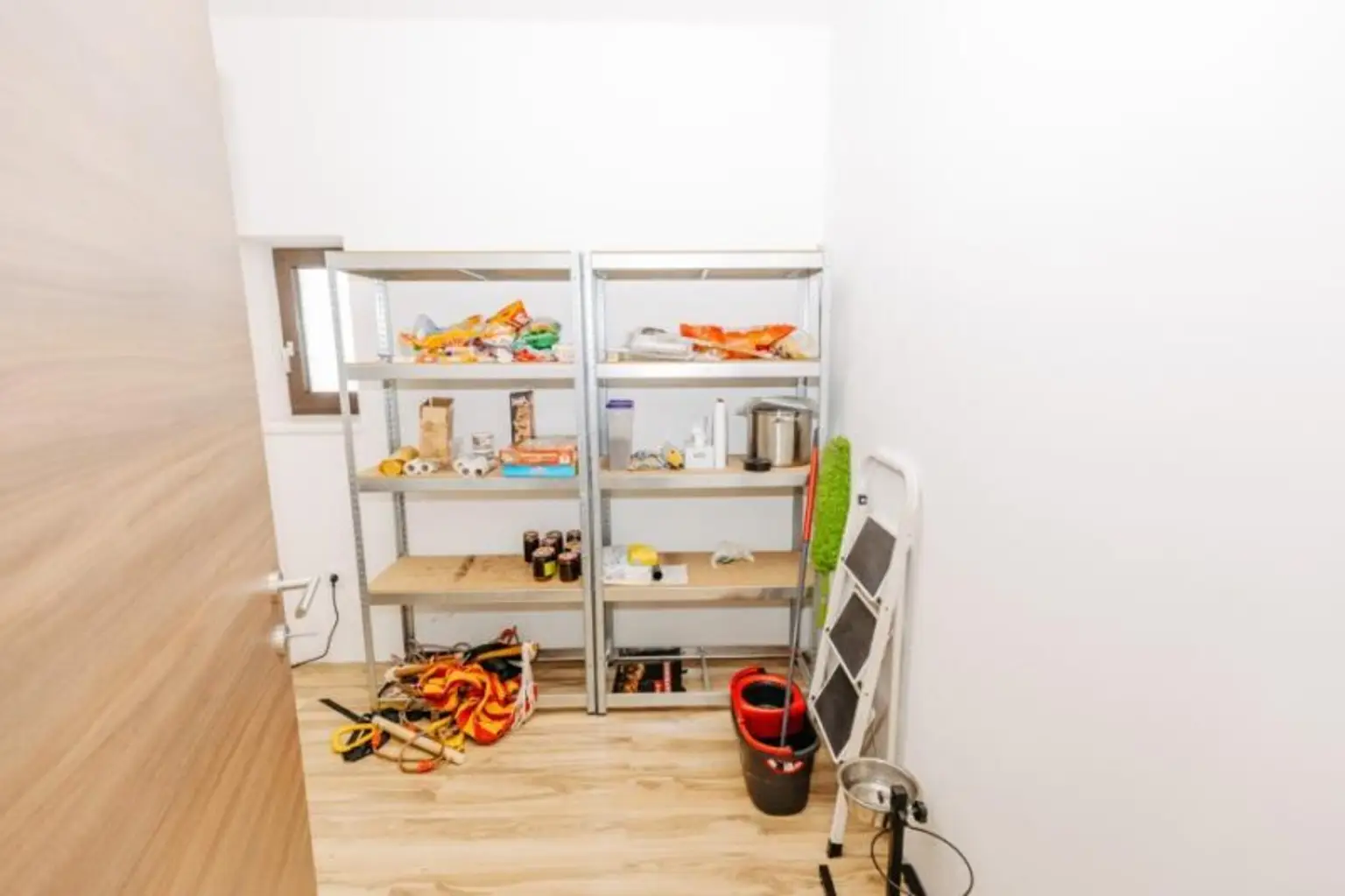 Verträumtes Bauernhaus neu adaptiert (2013) mit Toreinfahrt, Pool, Stadel und Schuppen