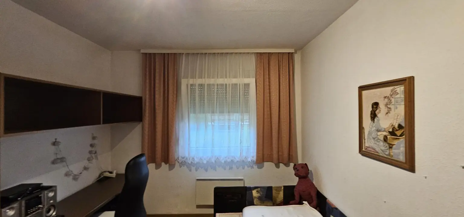 Charmantes Einfamilienhaus mit Garten, Balkon & Sauna