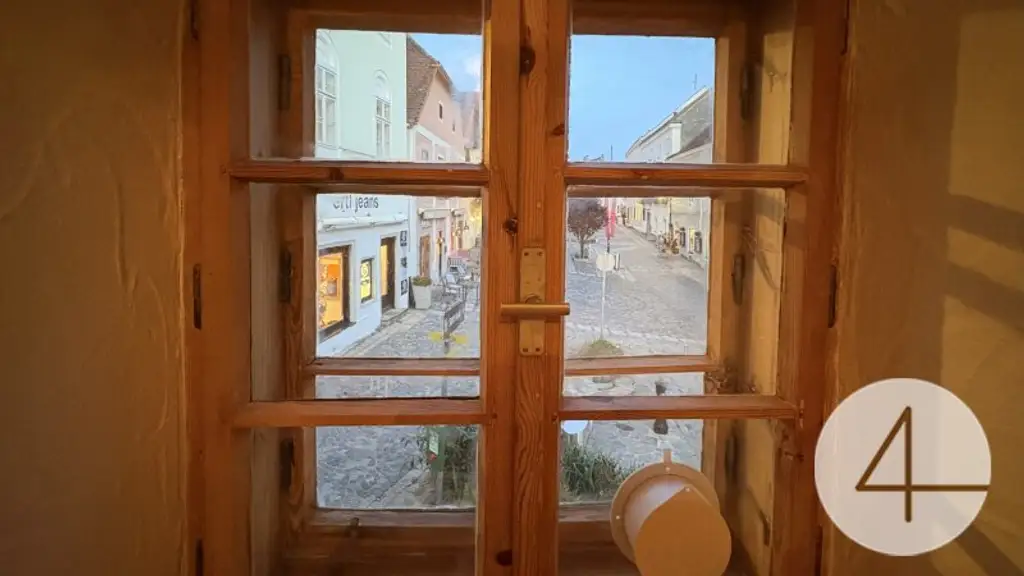 Sieh die Welt mit anderen Augen - Romantikhaus in der Altstadt von Melk in der Fußgängerzone!