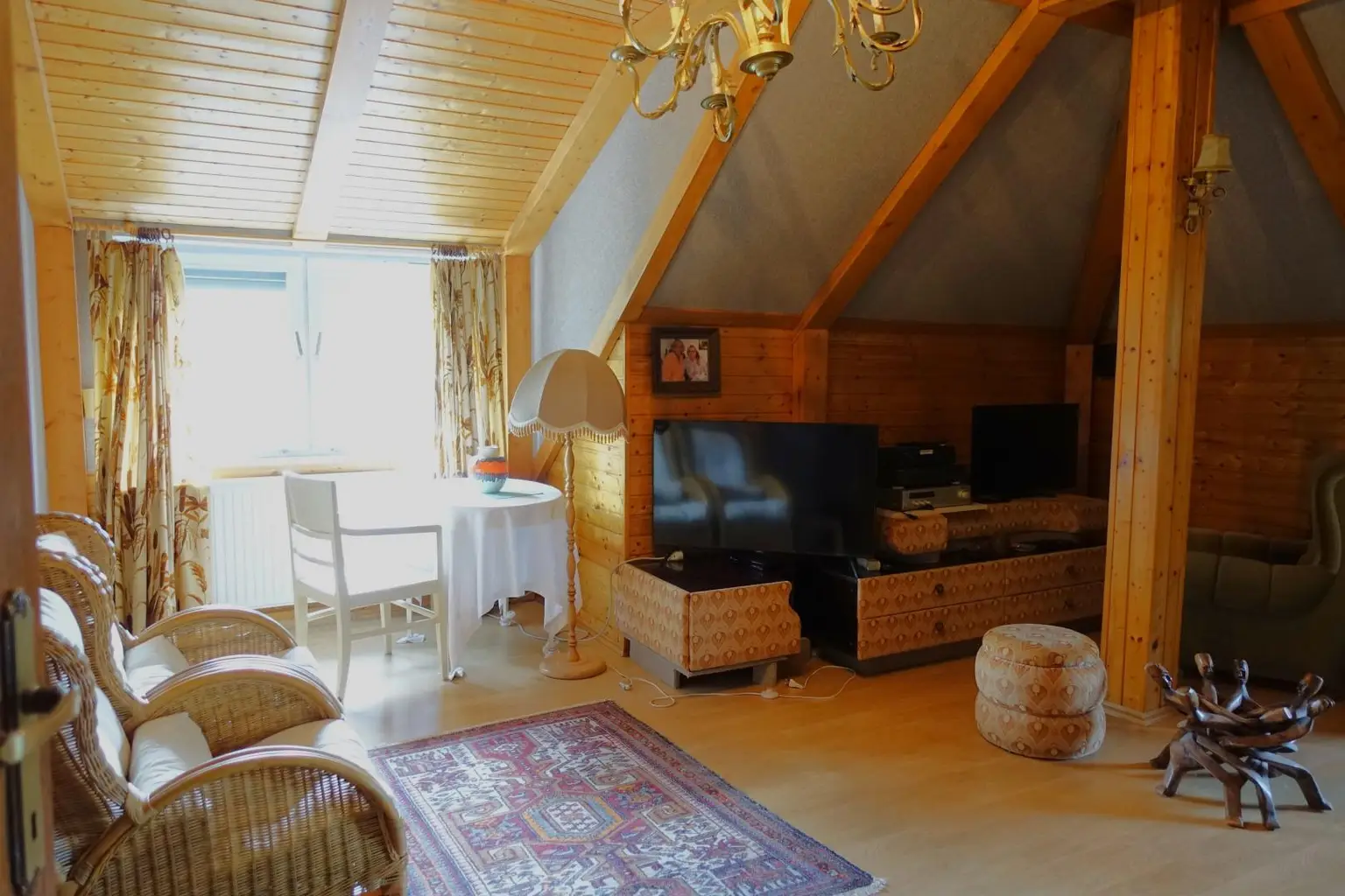 Großes Zimmer DG