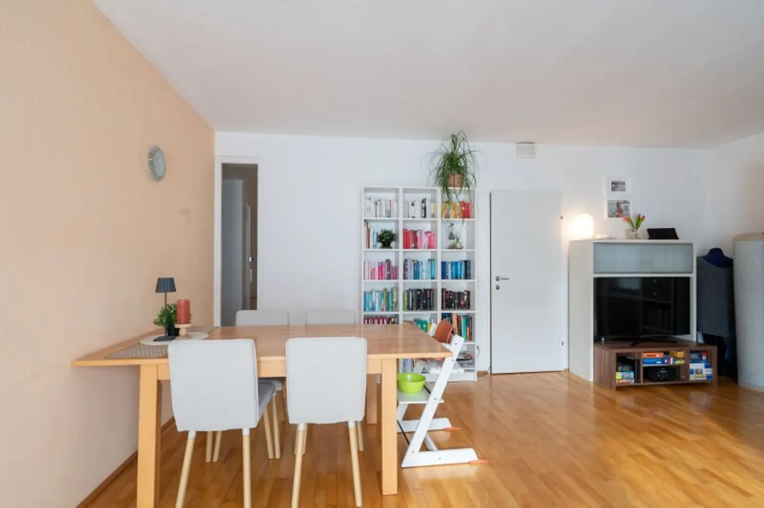 Moderne 3-Zimmer Wohnung mit Loggia/Balkon in der SolarCity zu kaufen