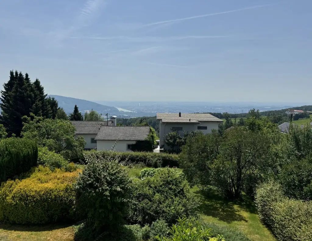 Traumliegenschaft mit Blick über Linz