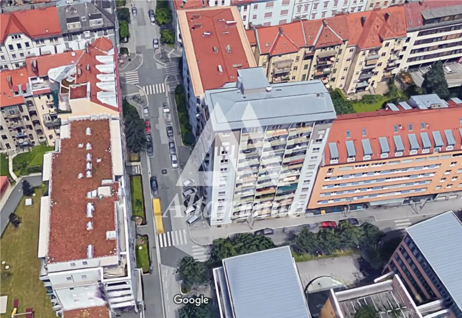 Helle 3-Zimmer-Wohnung im 3. Liftstock mit schöner Loggia - Nähe Augarten & Jakominiplatz, 8010 Graz