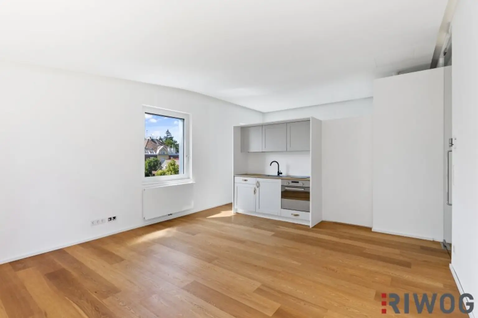 **Architekten Dachloft mit Balkon, Hochwertiger Ausstattung und SÜD-OST Ausrichtung**