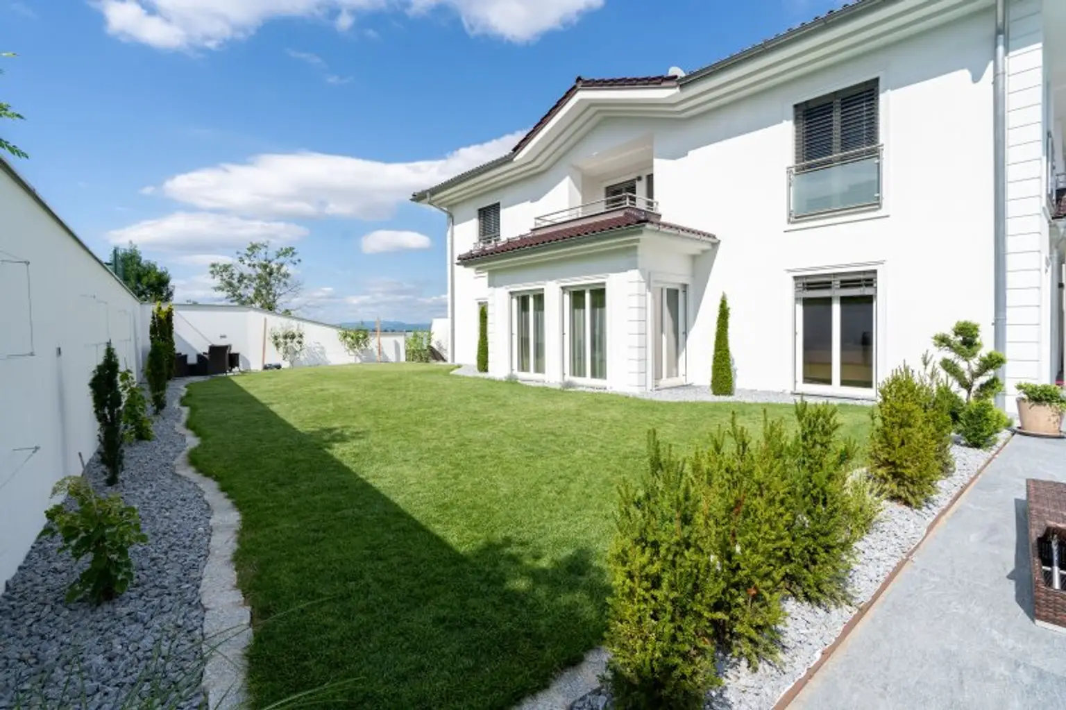 Traumvilla in Weißkirchen: mit Pool, Sauna und exklusiven Extras!