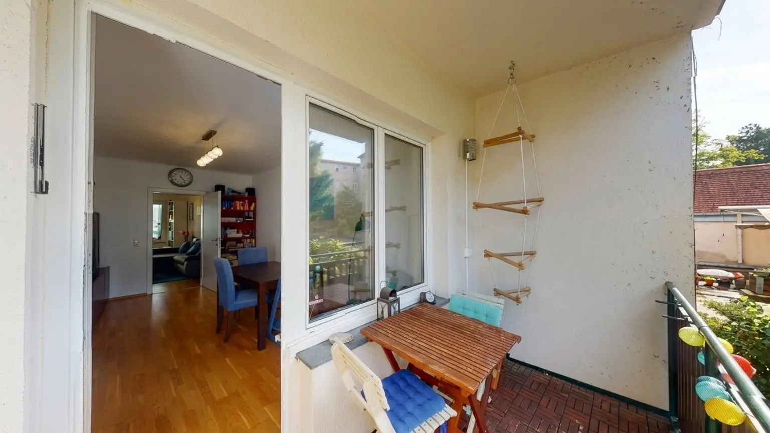 Helle Familienwohnung mit 2 Loggien und Gemeinschaftsgarten