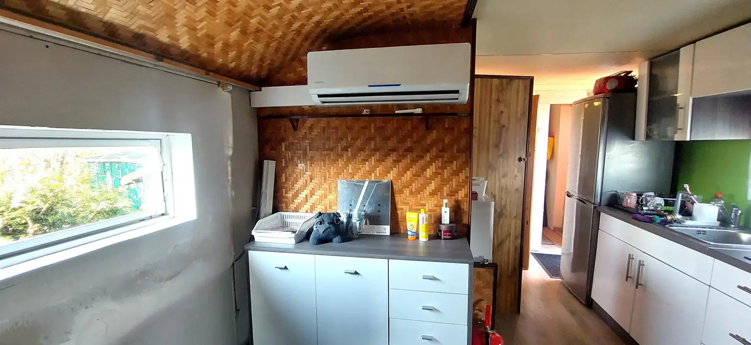 Blick auf Küchenzeile