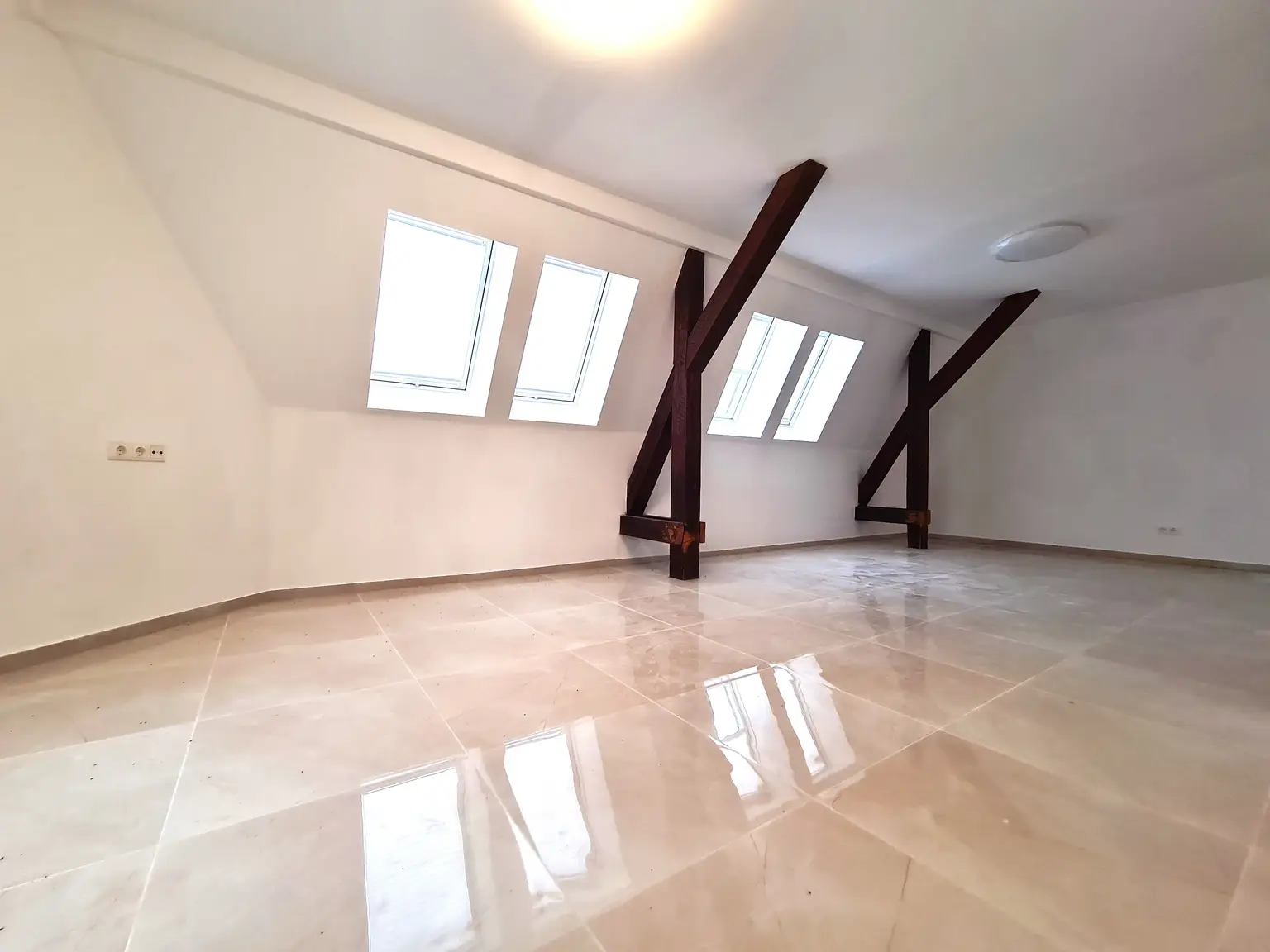 Atraktives Wohnhaus mit 5 Wohnungen in Gloggnitz!