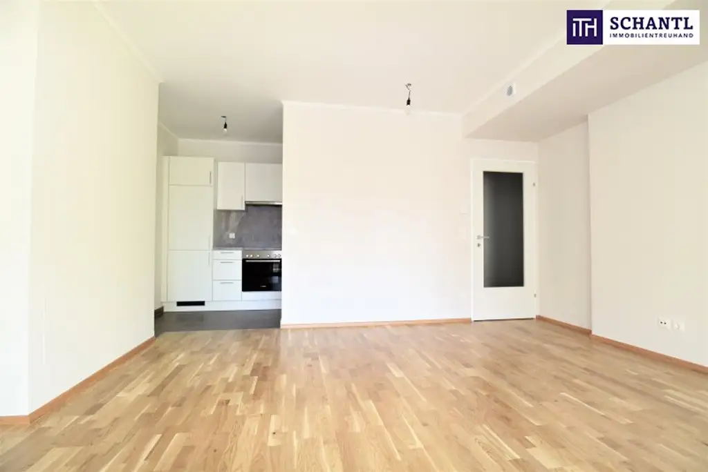 Schnell sein!!! Charmante Zwei-Zimmer-Wohnung mit großer Loggia! Jetzt besichtigen.