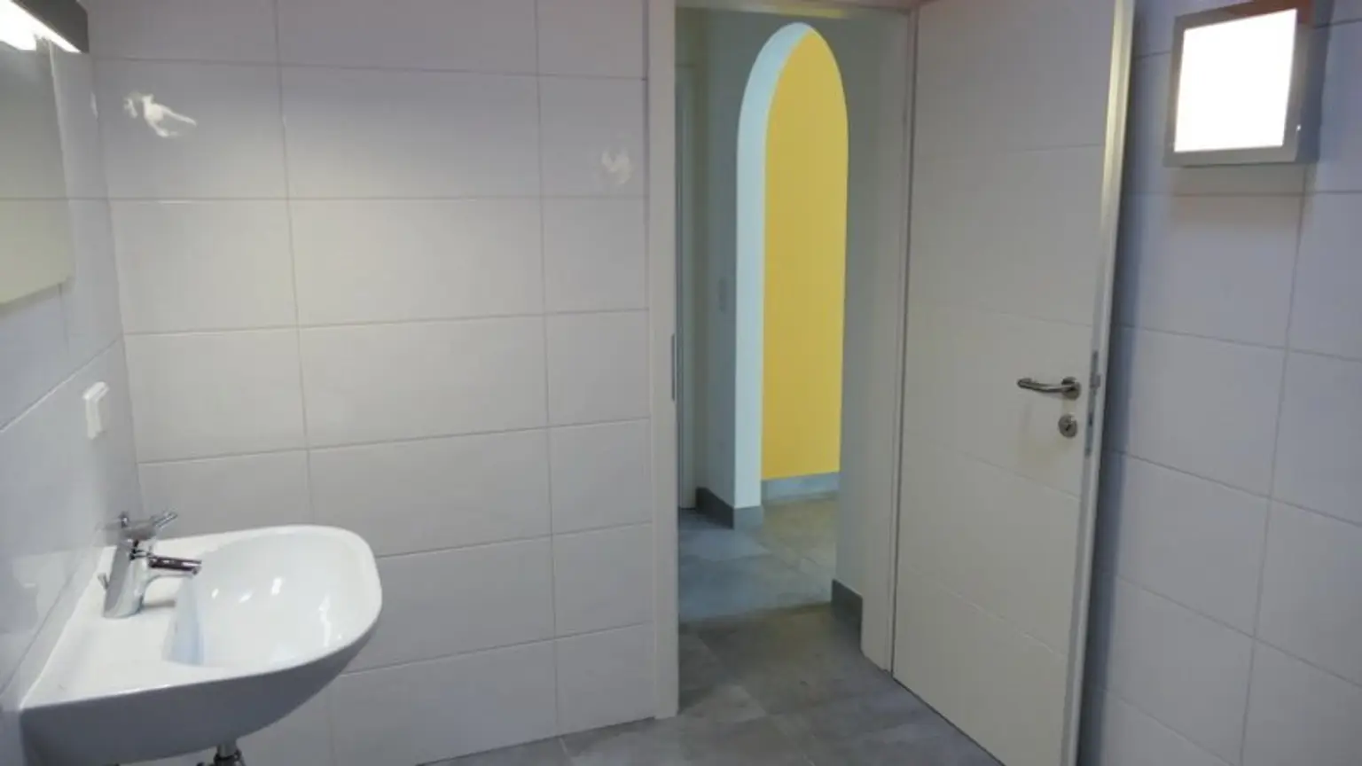 Sonnige ruhige 2-Zimmer Innenhof-Wohnung (Top 19)