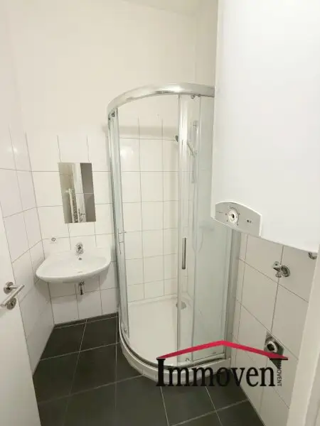 UNBEFRISTET -  Schönes, teilsaniertes Altbaubüro nahe Stadtpark und Karl-Franzens-Universität