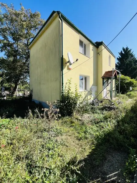 Sanierungsbedürftiges Einfamilienhaus in gefragter Esslinger Siedlungslage