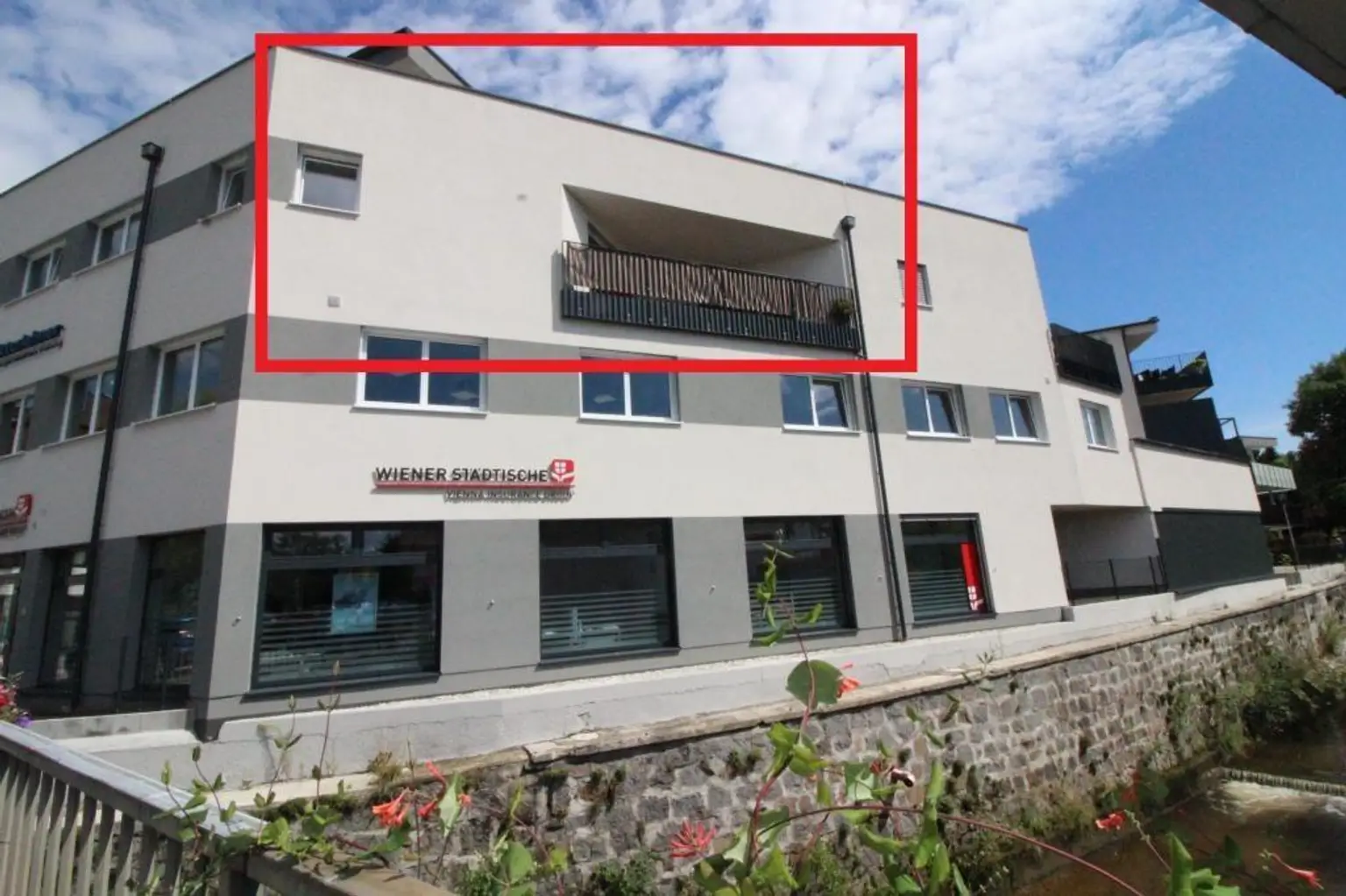 Großzügige Wohnung mitten in Ried