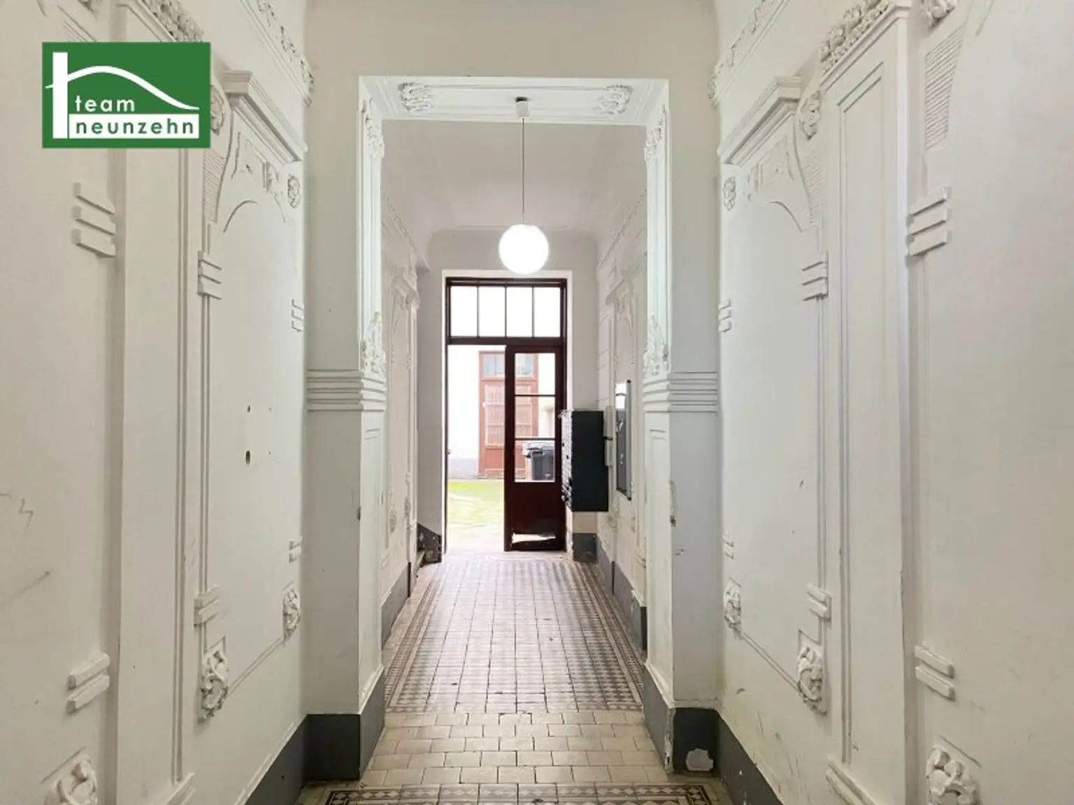 Panoramablick-Wohnung mit Dachterrasse nahe U6 Meidling zwischen Schönbrunn und Wienerberg - Frisch renoviert!
